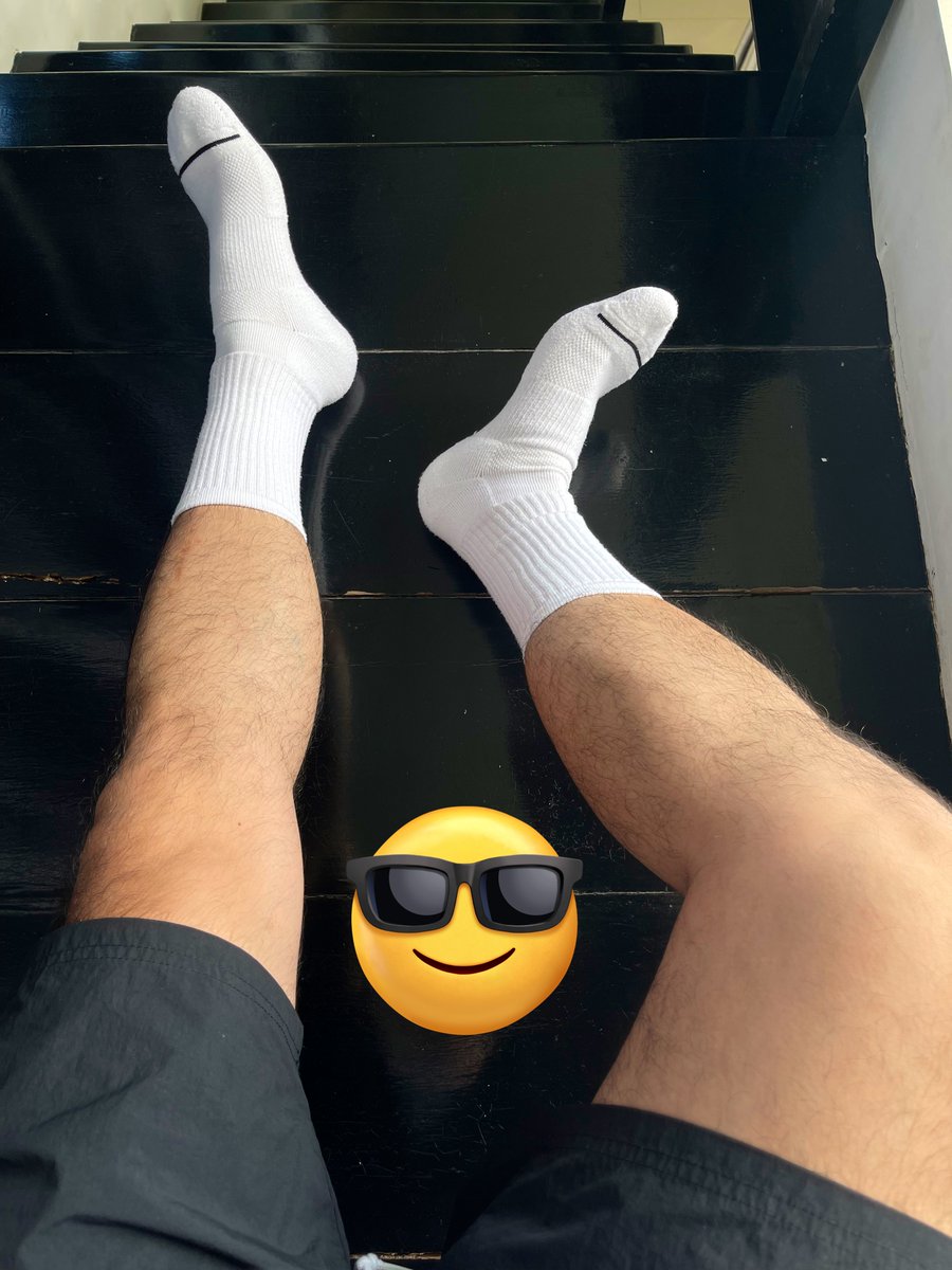 有人在信義區嗎😳