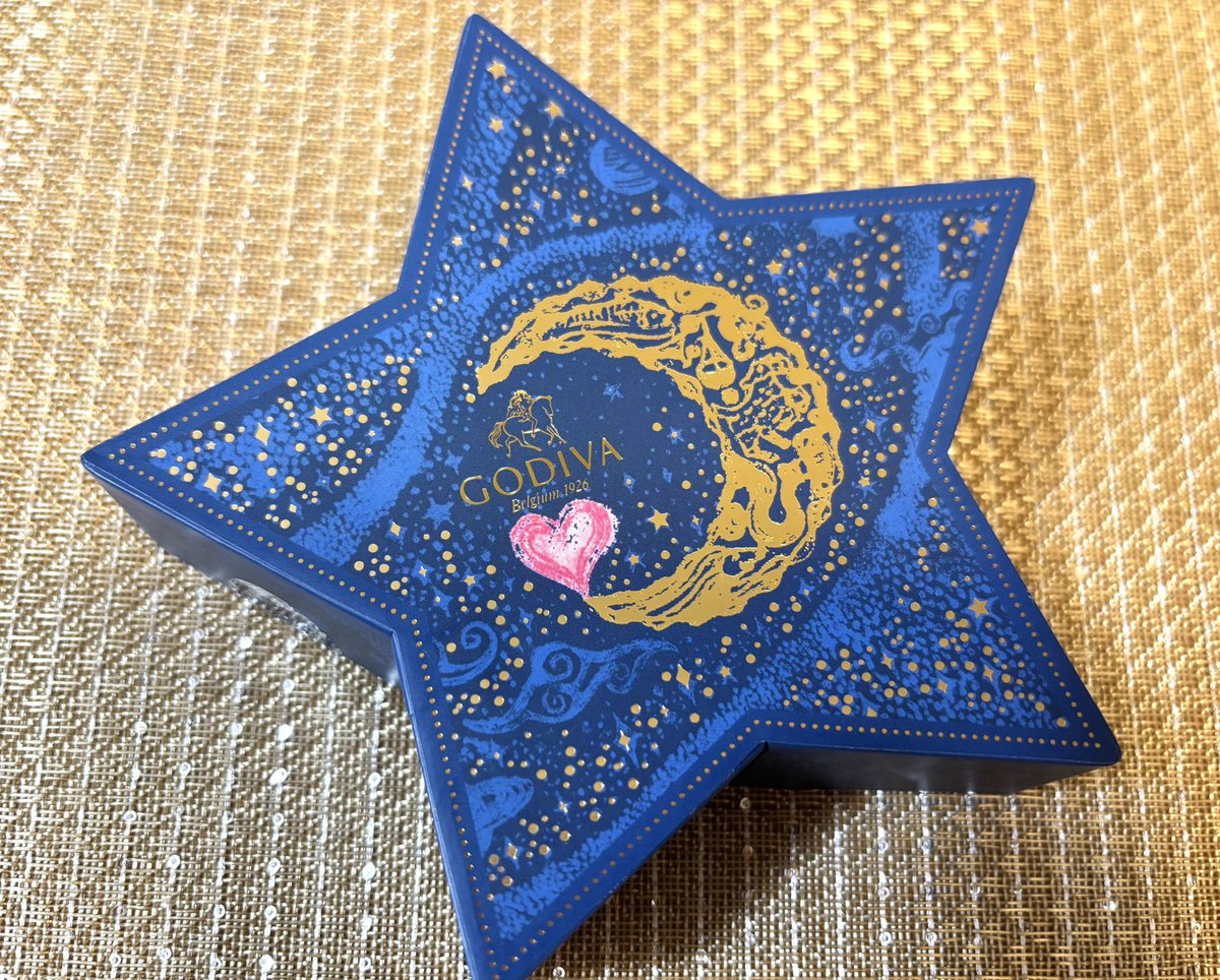 ひと目惚れして買ってしまいました😌
明日は私にとってちょっと特別な日♪✨

感謝とリスペクトを⭐️✨