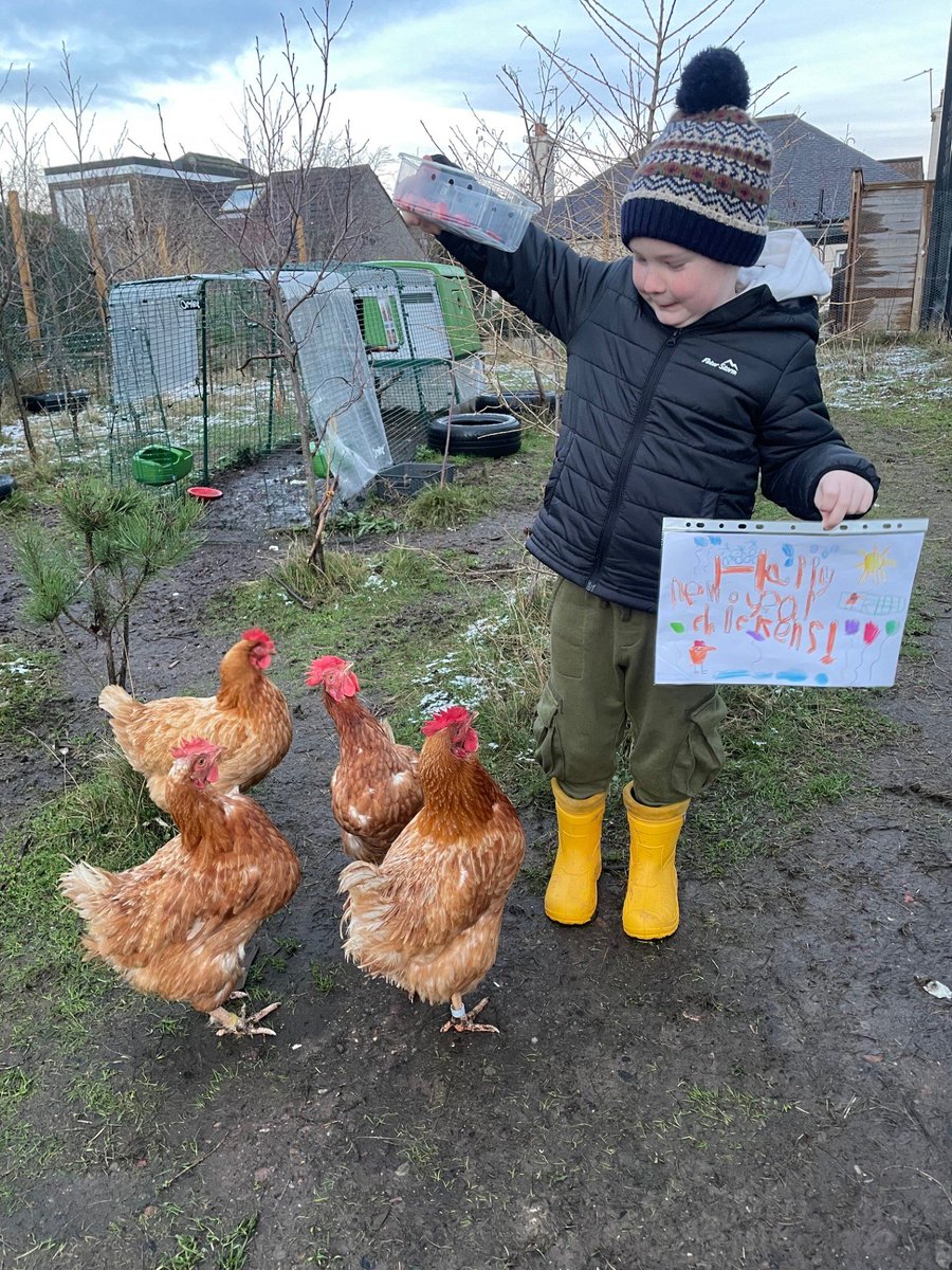 Happy New Year to you all and extra thanks to our amazing families, taking such great care of our girls! Look at that happy face and gorgeous home-made sign! Our 💕💞!
#community #HWB #sustainability #futurefarmers #chickens