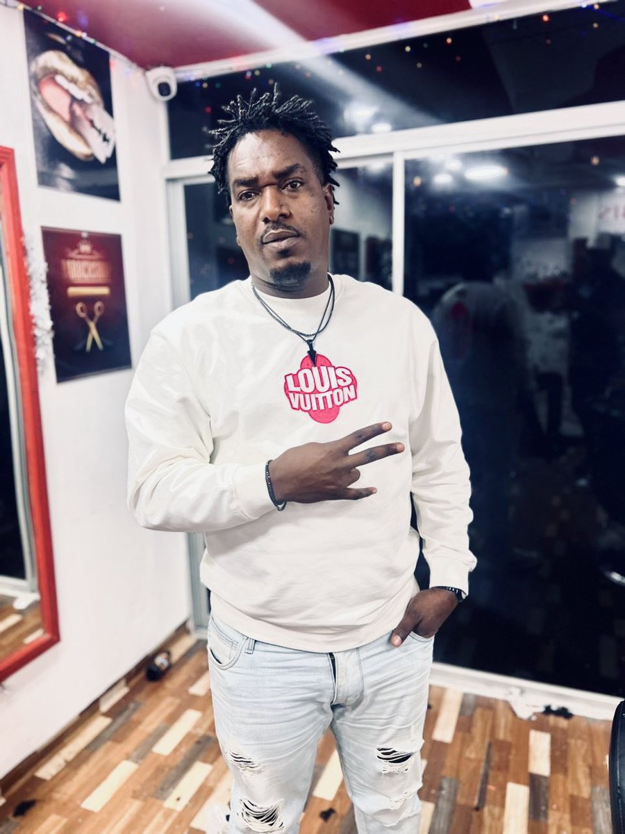 Lord_IMP's tweet image. Pa janm kite pyès moun rabese w sou baz ke se li men m kap ede w tifrè latè pa gen koub pou moun ki detèmine toujou sonje sak pi chè yo Gran Achitèk la ba wou yo gratis