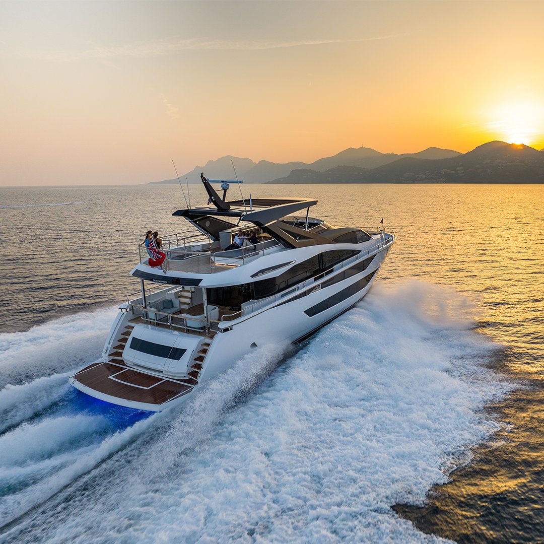 Sunseeker_Intl's tweet photo. With 2024 in the wake, we're chasing 2025.

#sunseeker #sunseekeryachts #HappyNewYear https://t.co/2Xx66UfBIG