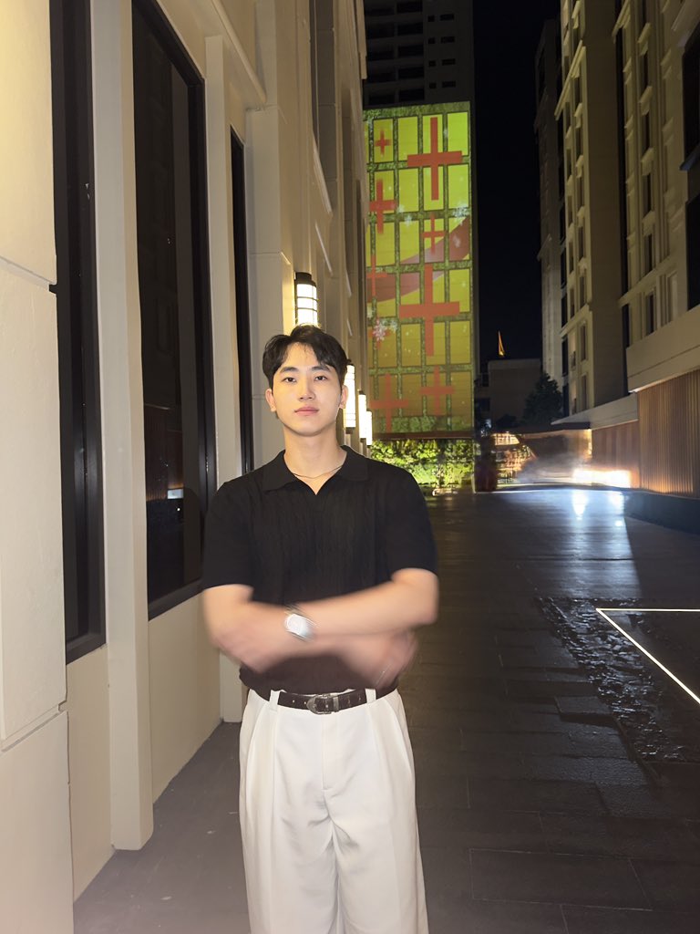 BovornT's tweet photo. วันที่ 2 แต่พึ่งลงรูป 🤣 คถกันมุ้ยยยย https://t.co/5Q6KhyPNaR
