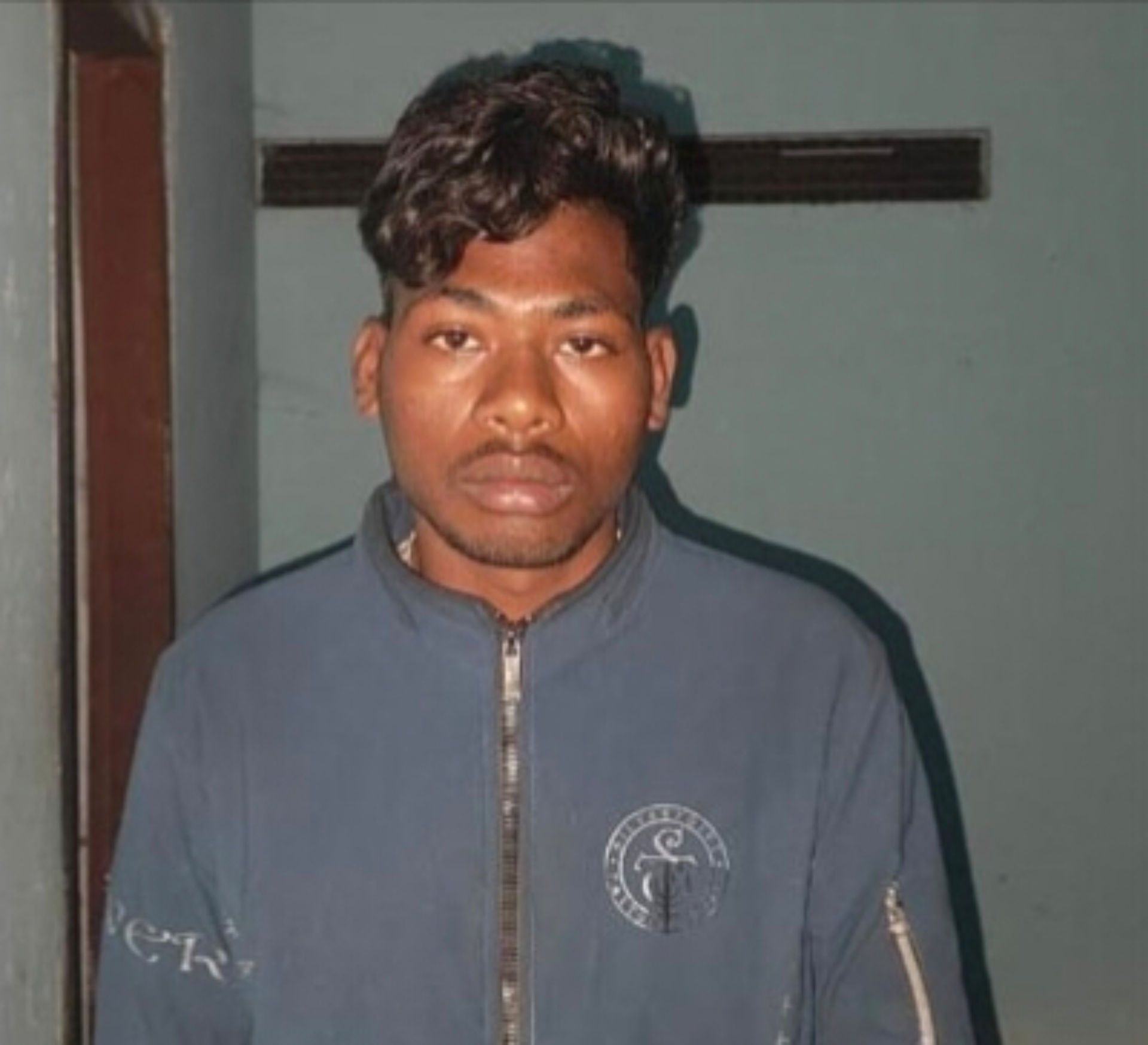 নওগাঁয় আন্তঃউপজেলা ডাকাত দলের সদস্য গ্রেপ্তার