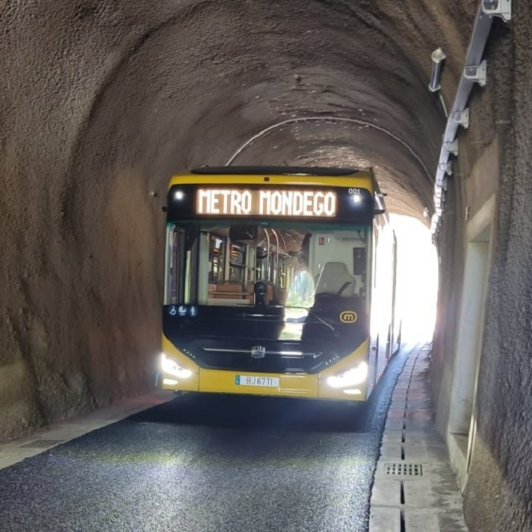 goncalo_nspinto's tweet photo. O grande estratega @PNSpedronuno como Ministro das Infraestruturas é responsável por fechar uma linha e uma estação ferroviária para dar lugar a um serviço de autocarros https://t.co/KC0XI7xjZt