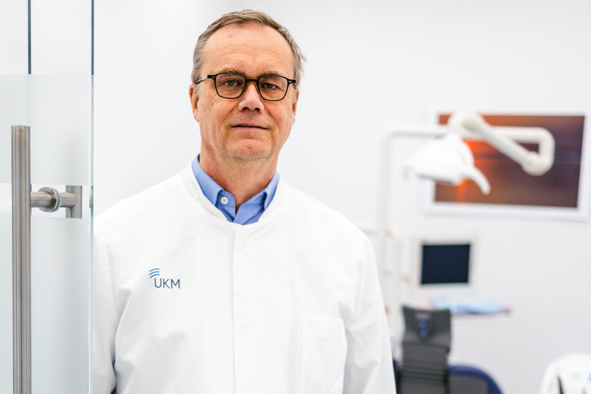 Ab 2025 ist Amalgam aus Umweltschutzgründen verboten 🚫. Jahrzehntelang Standard bei Zahnfüllungen 🦷, spielt es heute kaum noch eine Rolle. Im Interview erklärt Prof. Till Dammaschke vom UKM unter anderem, welche Alternativen es gibt. 👉Zur Meldung: tinyurl.com/vpxw55fc