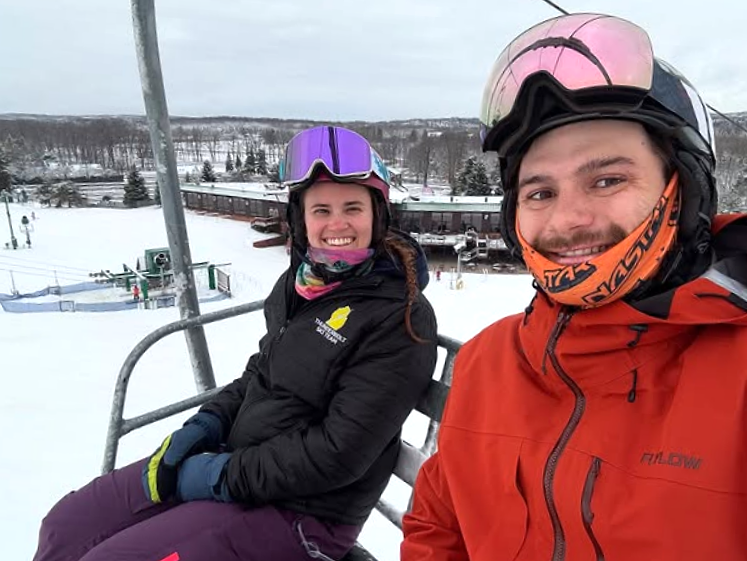 SkiPineKnob's tweet photo. Lots of skiers & boarders are excited about their first tracks of 2025. We're 100% open, making snow, & hitting the slopes daily. Take a lesson, enjoy the lounge, and get more tracks in the snow for the New Year at Pine Knob.
#SkiPineKnob #SkiMichigan #GoSkiMichigan #FirstTracks https://t.co/Y77IKqWTxl