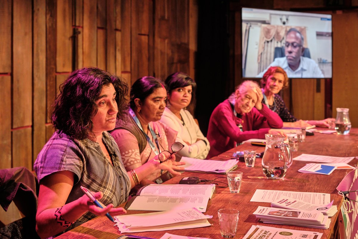 farmsnotfactory's tweet image. This 9–10 Jan, be part of the @ORFC  conversation—land access, climate resilience &amp;amp; more. Over 150 sessions with farmers &amp;amp; experts worldwide. In-person’s full, but online tickets remain at orfc.org.uk. Let’s shape our food future together! #FoodSystemChange #ORFC25