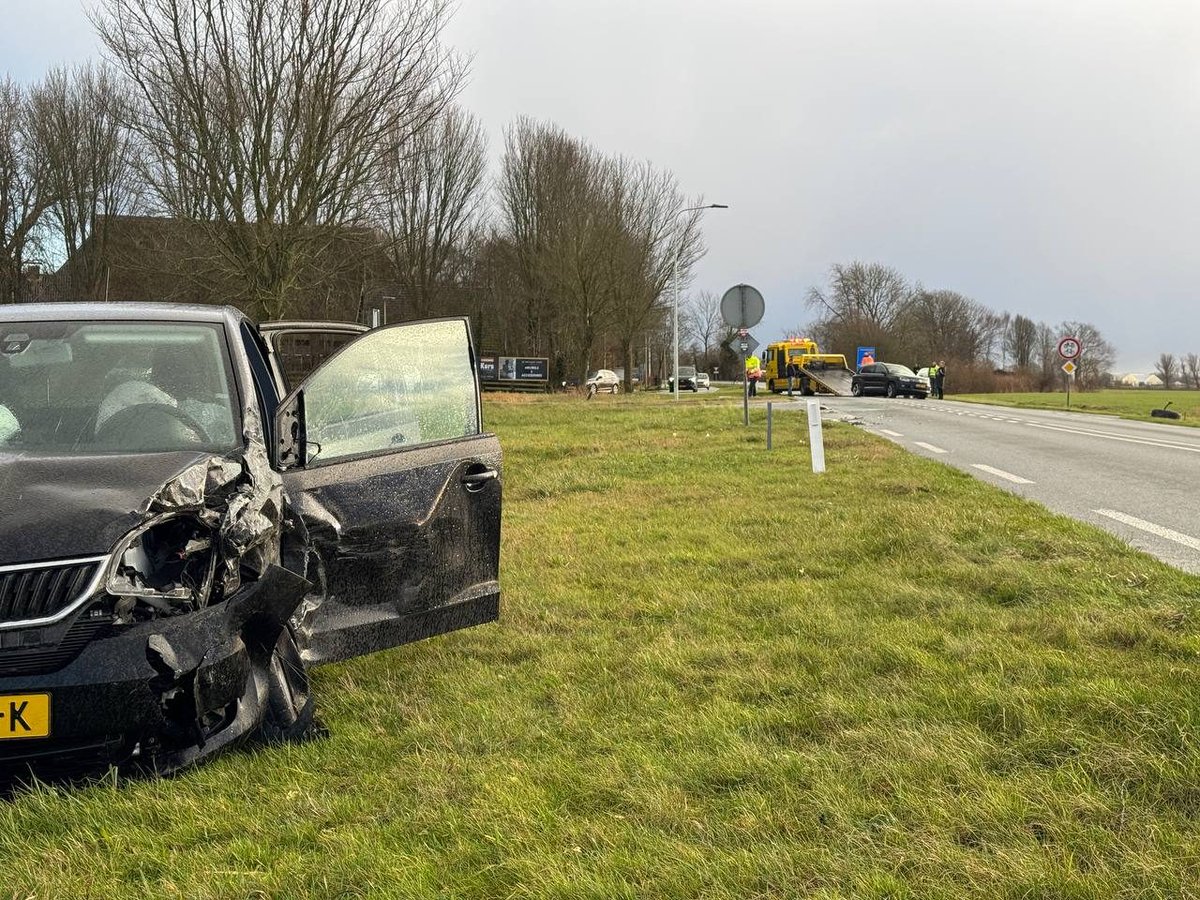 Gewonde bij ongeval op N357 tussen Stiens en Holwerd