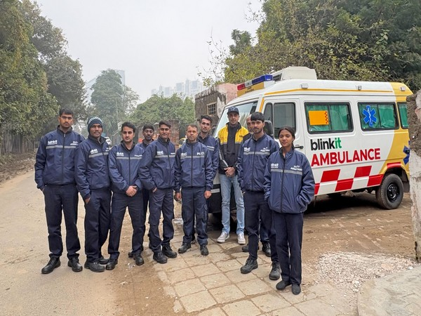 ani_digital's tweet photo. Blinkit adds quick ambulance service to its kitty

Read @ANI Story | https://t.co/swSitxgsJx
#Blinkit #Ambulance #MedicalService https://t.co/wXTyauv5Nq