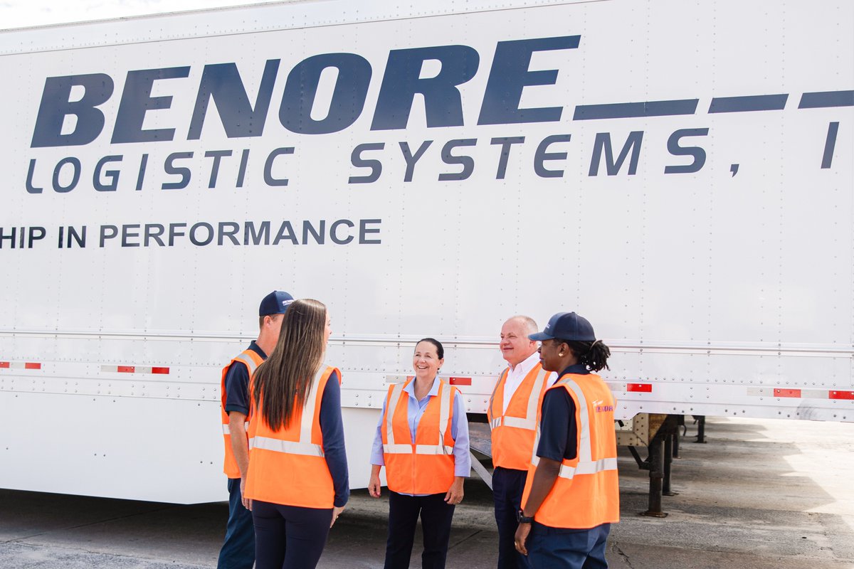 Starting the New Year with teamwork and a focus on delivering results, together. Here's to a productive and successful 2025!

#BenoreLogistics #APartnershipInPerformance #TeamBenore #HappyNewYear