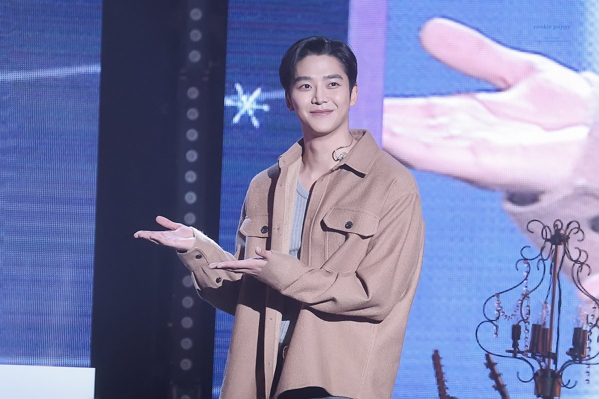 241231 
 #로운 #김석우 
#ROWOON #KIMSEOKWOO #ロウン