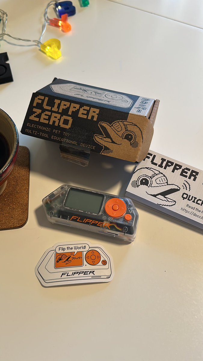 High296's tweet image. Ready, set, Flip!!! Awesome bday gift from my amazing partner. @flipper_zero