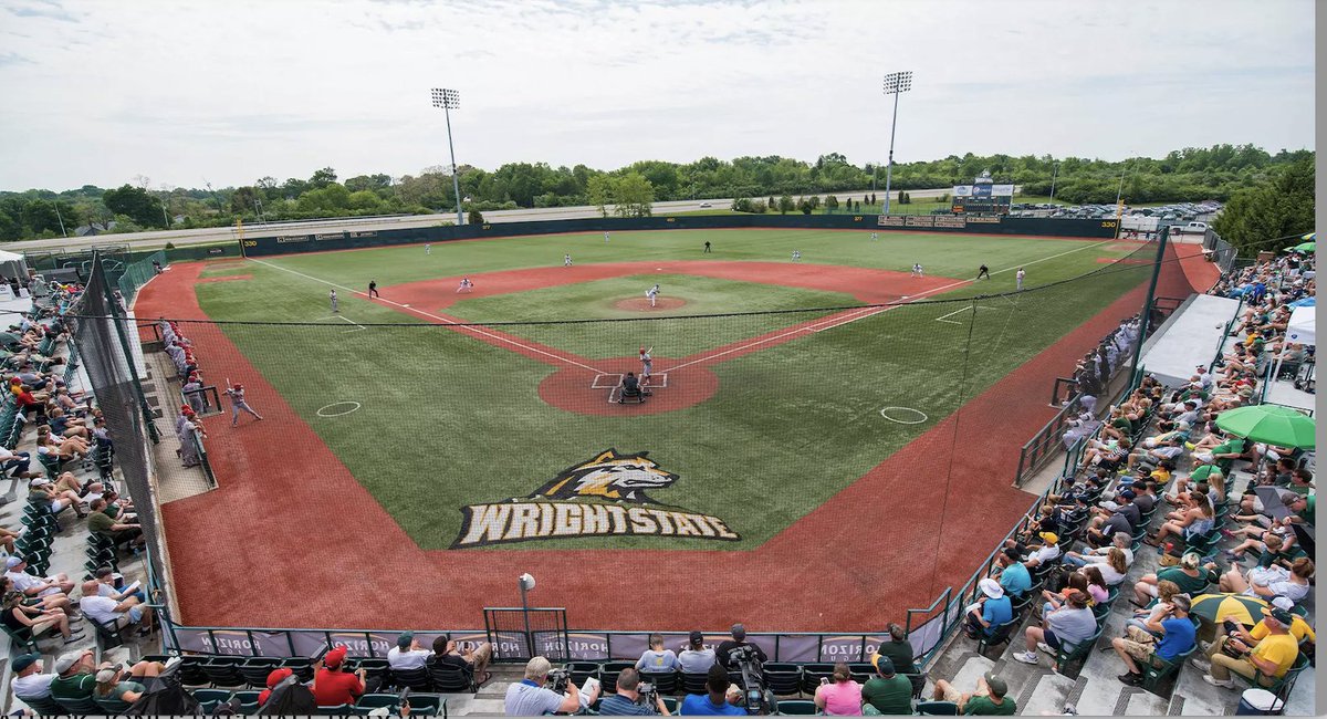 What if I told you a small mid-major program in Ohio routinely outperforms the big boys?

They develop MLB stars.
They dominate their league.
They’re a nightmare for top seeds in the NCAA Tournament.

This is the story of Wright State Baseball 

🧵