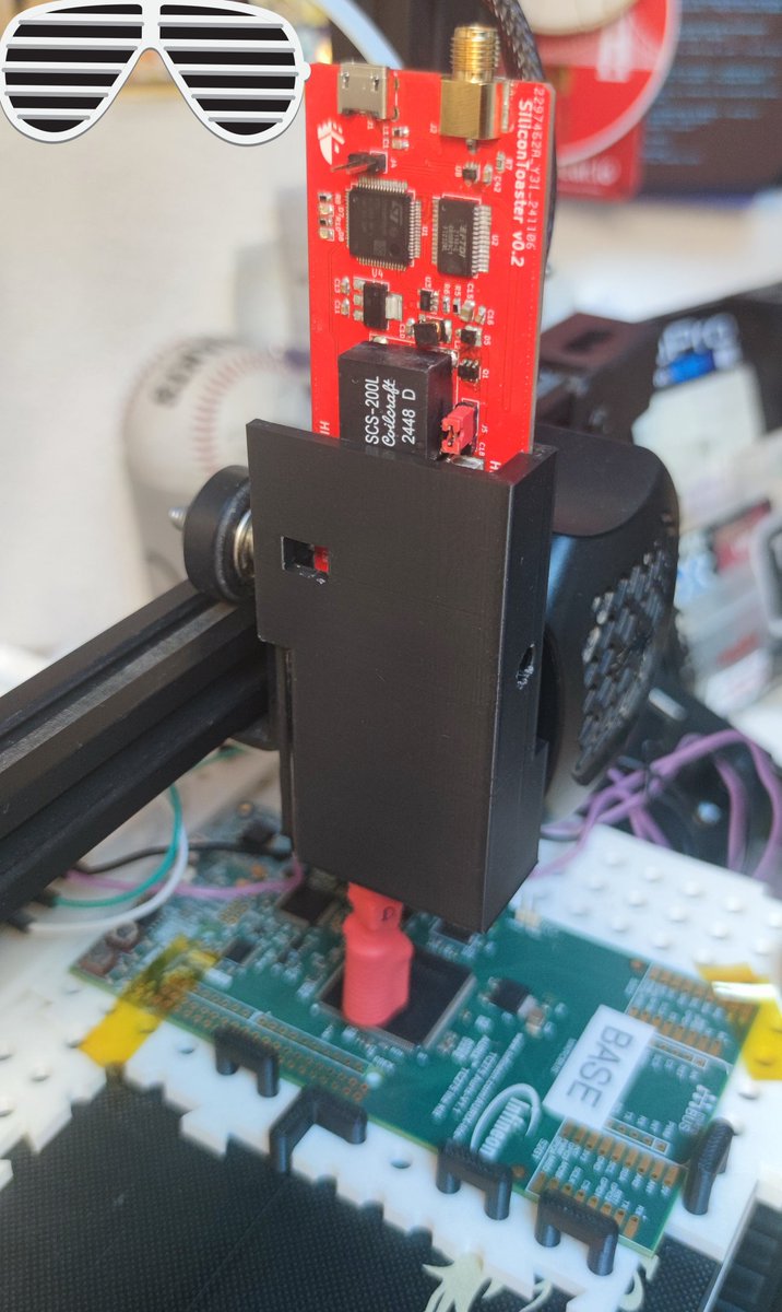 Mount for both PicoEMP and Silicon Toaster is finished, adding a protection over the capacitors of the second one. Time to compare 250V EMFI glitches to 1000V ones. ⚡