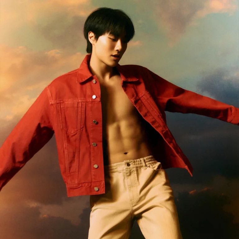 kchartsmaster's tweet image. “Drowning” becomes WOODZ (@c_woodzofficial) first song ever to enter the Top 10 on MelOn TOP100.