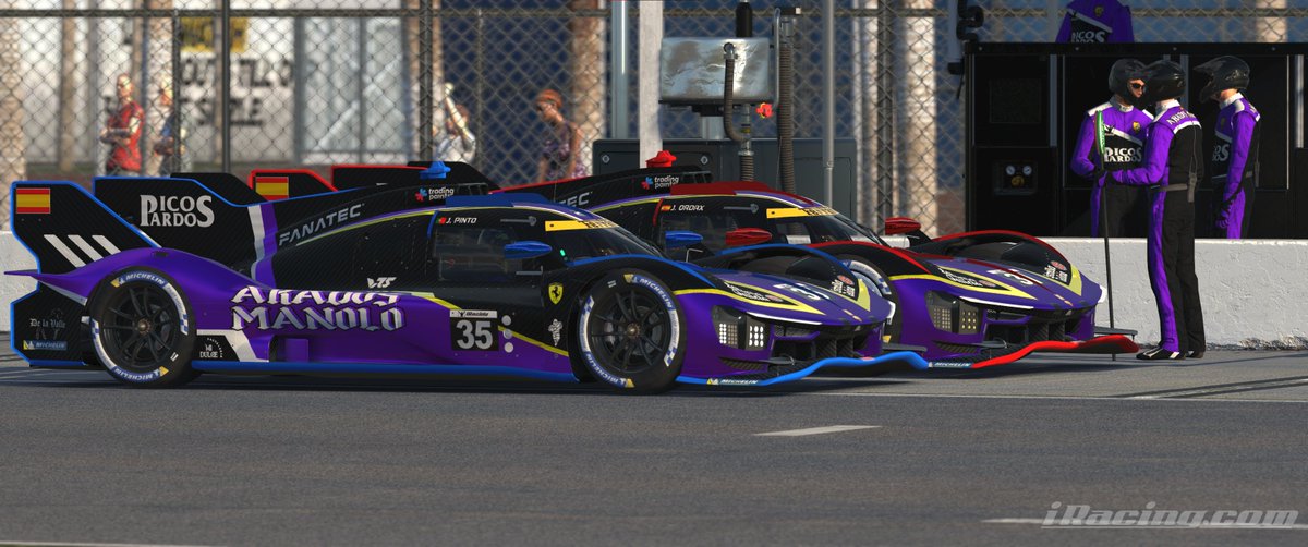 AradosManoloSRT's tweet photo. 📷
Vamos a praticar un poco daytona que podria salir mal! 

Efectivamente nos chocamos entre nosotros!!!Traquilos todos OK y como el jefe paga pues a derrochar dinero.💜💛🖤 🤍

@AradosManoloSRT #AMSRT
@iRacing https://t.co/Rghtrr9eZX