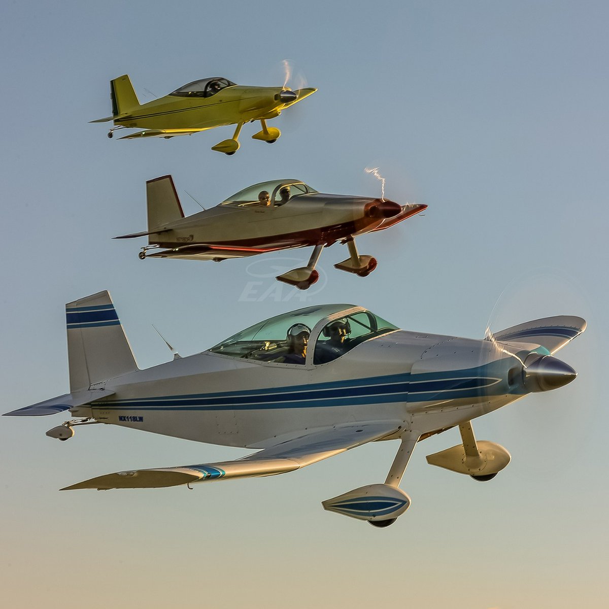 EAA's tweet image. Let’s do a short #TBT to 2023 for this Throp T-18 formation. That was the year the T-18 celebrated 60 years of #flight and contribution to the #homebuilt aircraft movement. 

If you could build any #aircraft, which one would you pick? 🧰 

📸 Jack Fleetwood
#avgeek #aviation