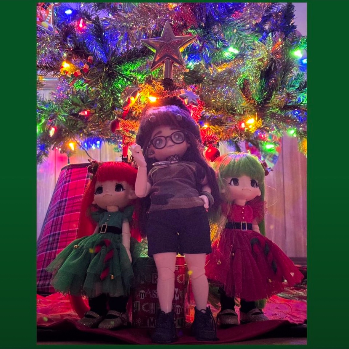 Christmas 2024! Holly, Bell and Chibi Jess with the little tree under the Christmas tree! #kikipop #kinokojuice #customkikipop #ChibiJess