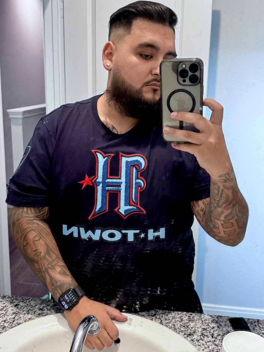 ChrisjacksonOG's tweet photo. Fresh fades are mandatory every two weeks! @HoustonTexans @CalMcnair @Fanatics #FreshFade #Fade #Haircut #Texans #Prostandard https://t.co/FRYJmW7auJ