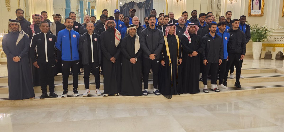 ALIHALSADA's tweet photo. سعدت باستضافة الأخ العزيز رئيس نادي الشمال الرياضي السيد إبراهيم بن عبدالله السادة بمجلسنا في مدينة الرويس ومعه الجهاز الفني والإداري وابنائنا من اللاعبين.
#قطر
#الرويس https://t.co/qS5wKwXeKH