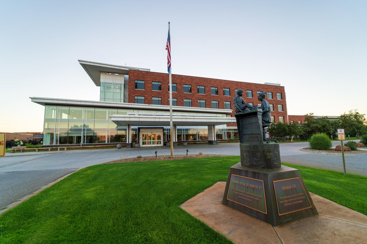 mfldclinic's tweet photo. We are excited to share that @SanfordHealth and @mfldclinic, as well as our respective health plans, have now combined and are operating as one organization. Learn more: https://t.co/dFigWazhyJ https://t.co/ETr4jjPI7D