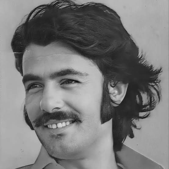 Arabesk müziğin usta ismi Ferdi Tayfur’un vefatı, müzik dünyasında derin bir boşluk bırakmıştır. Şarkıları ve filmleriyle milyonların kalbine dokunan bu büyük sanatçıyı kaybetmenin üzüntüsü içindeyiz. Kendisine Allah’tan rahmet, ailesine ve tüm sevenlerine başsağlığı diliyorum.