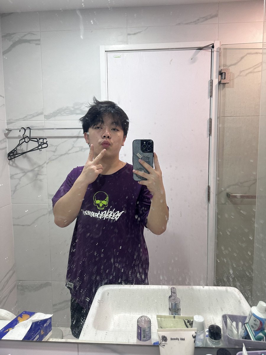 ว่างรับงานนะครับสนใจทักได้
#ชายแท้รับงาน