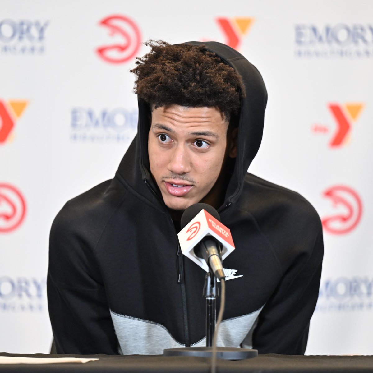 ATLHawks's tweet photo. Still doesn't make sense 🤦‍♂️

Need more JJ votes yall: https://t.co/Ctz7jG4DVQ https://t.co/kcdU6tinvv