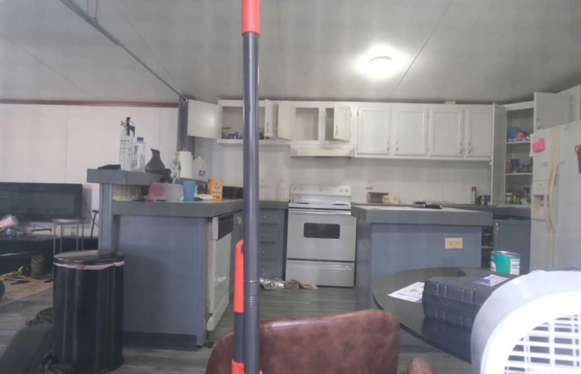 borderObserver's tweet photo. EXCLUSIVE: @JennieSTaer got a look inside terrorist Shamsud-Din Jabbar’s squalid trailer home where workout equipment and a gun case were visible
#TwitterPhoto by @fcarters posted on @JennieSTaer 12:25 PM · Jan 2, 2025
#MAGA #BorderObserver qt-maga-7585
https://t.co/fqGiLbL4N6