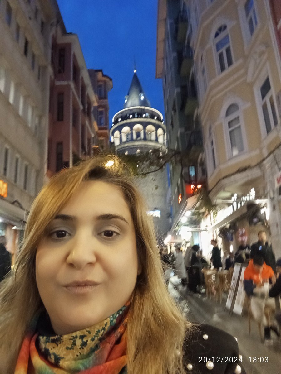 ArnavutcaT's tweet photo. #rudinatercume #arnavutcaturkce #sozluceviri #beyogluarnavutcatercumani #istanbularnavutca https://t.co/p9FpXe7jEO