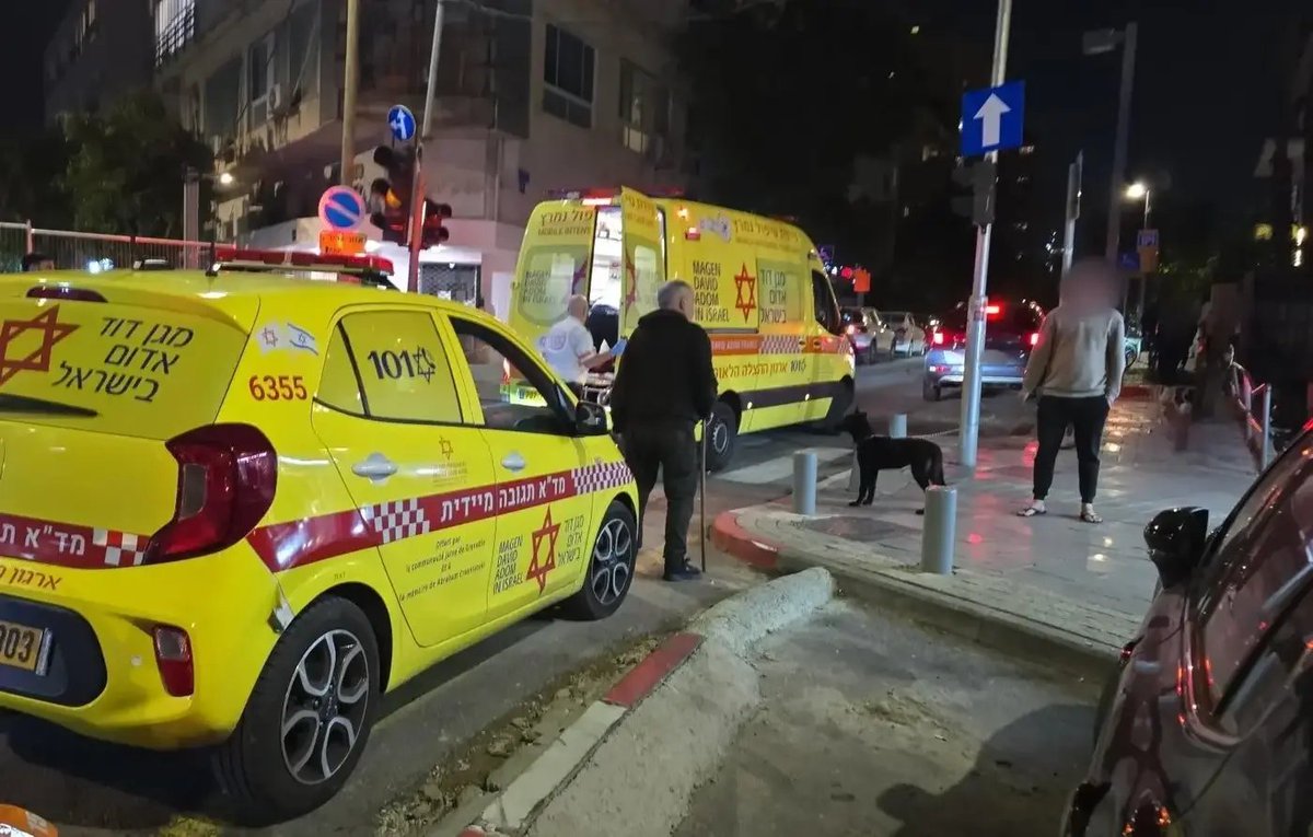 וואלה (@wallanews) on Twitter photo בן 30 נמצא דקור בדירה בת"א - ומת מפצעיו, בת זוגו עוכבה לחקירה | <a href="/hodaya_ran/">hodaya ran</a>
news.walla.co.il/item/3716498 בן 30 נמצא דקור בדירה בת"א - ומת מפצעיו, בת זוגו עוכבה לחקירה | <a href="/hodaya_ran/">hodaya ran</a>
news.walla.co.il/item/3716498