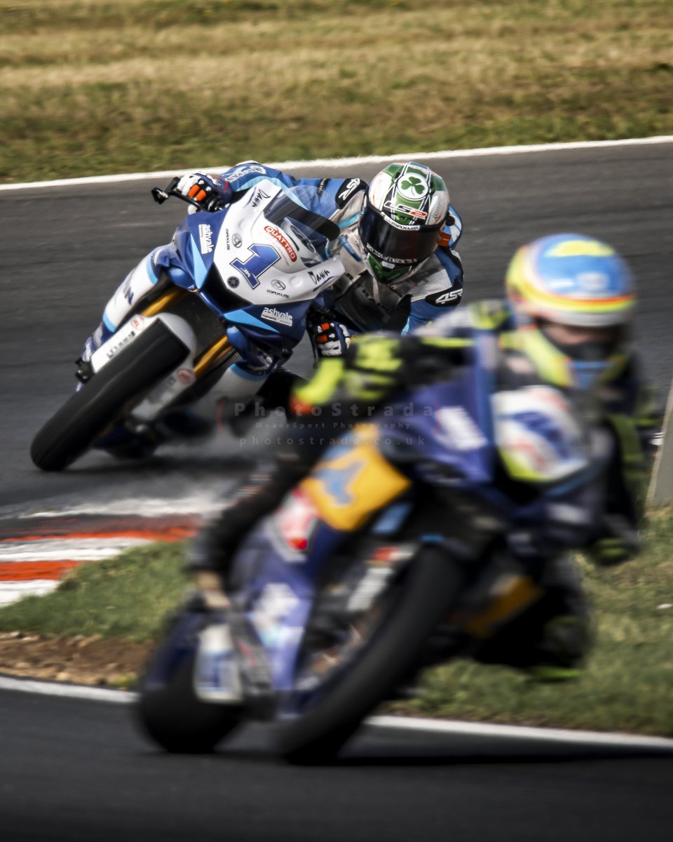 PhotoStrada🏁📷 (@photostrada) on Twitter photo First #ThrowbackThursday (wait, it IS Thursday, right?) of 2025, and I'm covering my socials with the SuperSport GOAT, <a href="/JackKennedy14/">Jack Kennedy ☘️</a> here from 2022 at Snetterton focused on Ash Barnes on the Saturday morning session. First #ThrowbackThursday (wait, it IS Thursday, right?) of 2025, and I'm covering my socials with the SuperSport GOAT, <a href="/JackKennedy14/">Jack Kennedy ☘️</a> here from 2022 at Snetterton focused on Ash Barnes on the Saturday morning session.