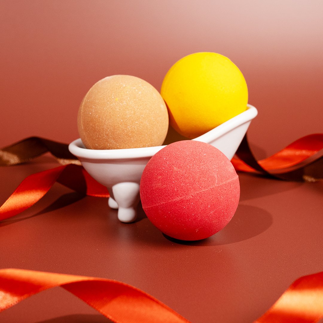 Warm-up &amp; Chill out with Festive Fun ✨

A trio of fizzers bursting with fragrance for the ultimate bathing experience 🤍

Visit our limited assortment of seasonal goodies, available online at ilovecosmetics.co.uk 🔎

Tags: #ilovecosmetics #bathandbody #bathfizzer #giftset