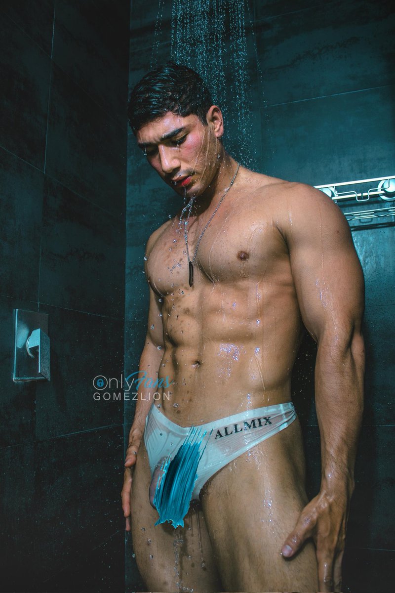 Agua caliente 😜😏🫣😈🔥
<a href="/CHRISFEMAT/">Chris Femat</a>  onlyfans.com/gomezlion