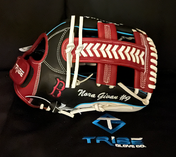 TribeGloveCo's tweet photo. More @BallardSoftball players and one-of-a-kind glove designs that need to be highlighted. Great work @lydia_bland15 @noragivan9 @SyriJones6! @BaseballBruins #GoBruins https://t.co/VMc7UQa5Su