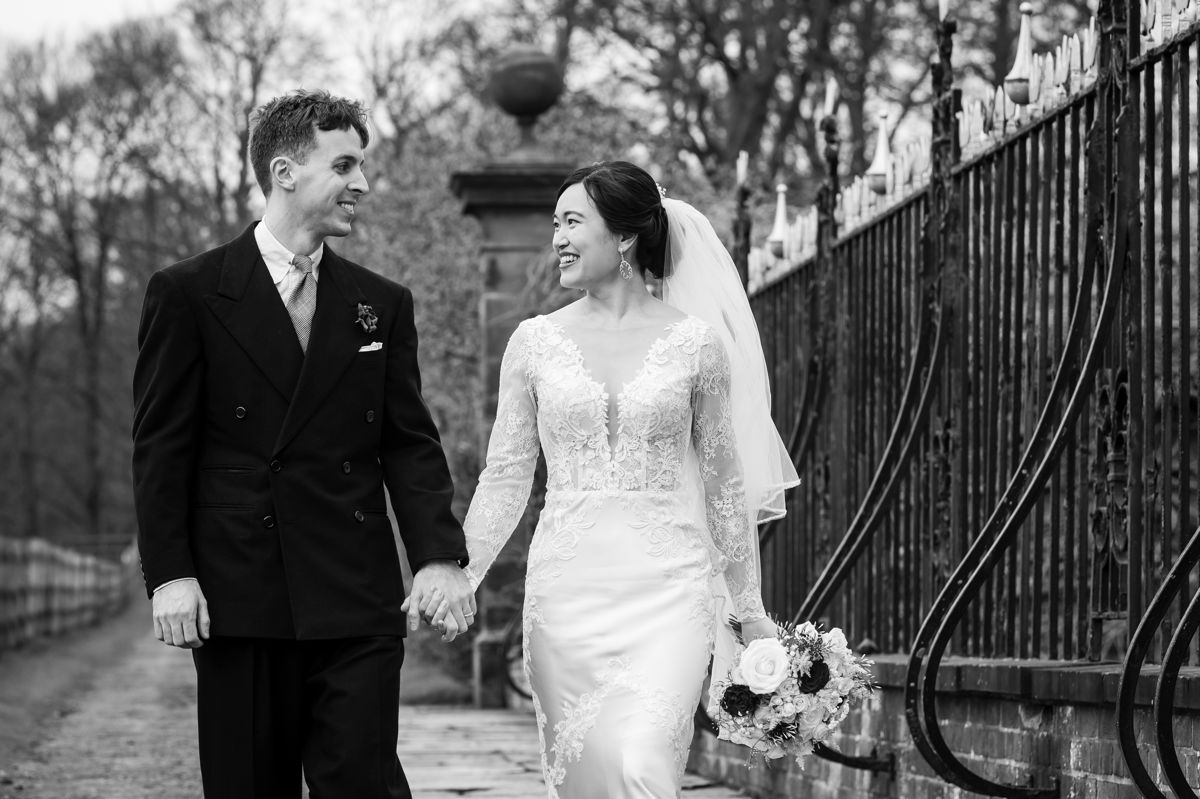 Sometimes the choice of black and white is the perfect one! #weddingphotographer #weddinginspo #wedmegood #weddingplanning