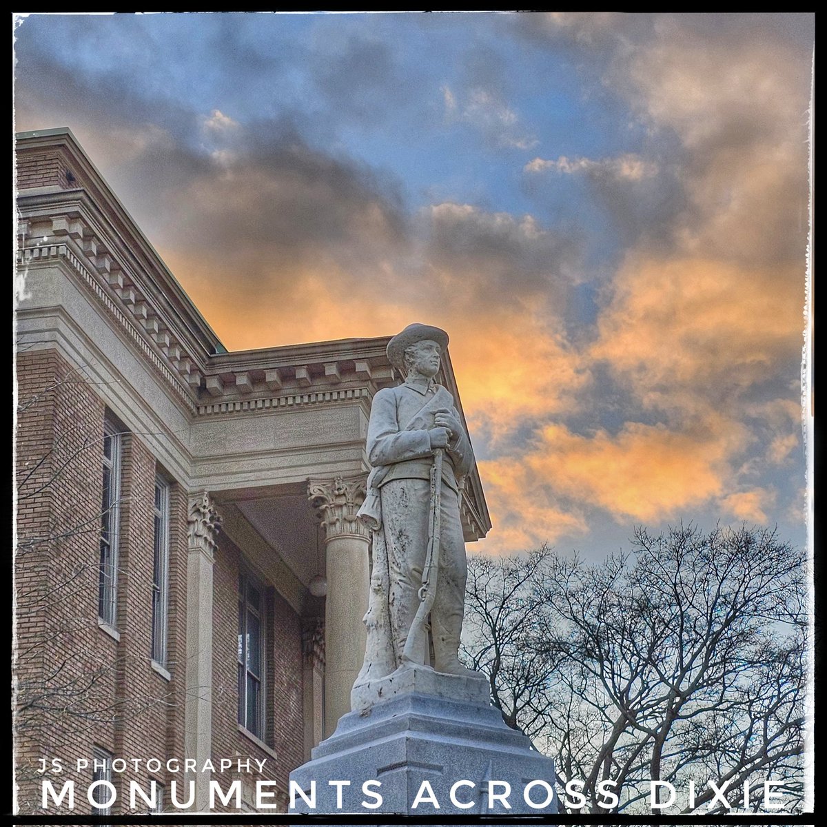 Across_Dixie's tweet photo. Salute! o7
Confederate Memorial
Athens, Alabama
#confederate #bettersouth #southern #confederateflag #monumentsacrossdixie #civilwarmemory https://t.co/usTeBi5Rk9