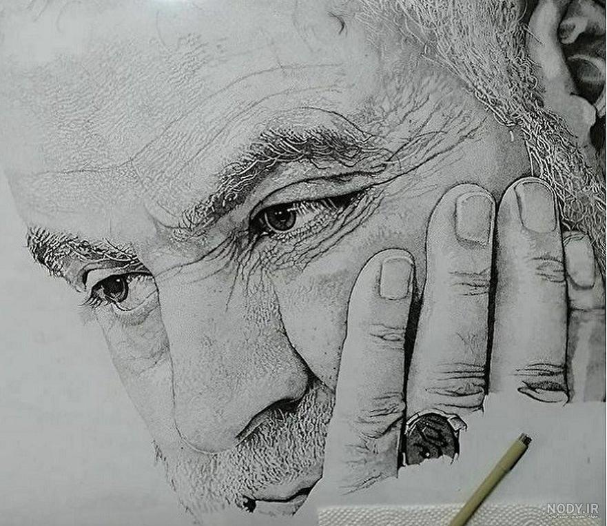 اينها سربازان امام زمان عج هستند و موعود خويش را باز يافته‌اند. سرباز امام زمان اهل ولايت و اطاعت است و سر به فرمان دارد و مي‌داند كه اگر از مرگ نترسد، ديگر شيطان و جنود او را تسلطي نيست و هيچ قدرتي نمي‌تواند او را از صراط حق باز دارد.(شهید آوینی) #سرباز  #علمدار_مقاومت