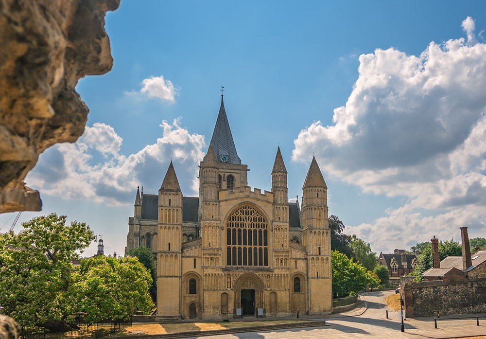 City of Rochester Symphony Orchestra Presents – A Night of Viennese Music 🎶

An enchanting evening of Viennese music with the City of Rochester Symphony Orchestra at Rochester Cathedral. Doors open at 6:45 PM for a 7:30 PM start.

#rochestercathedral #whatsoninmedway