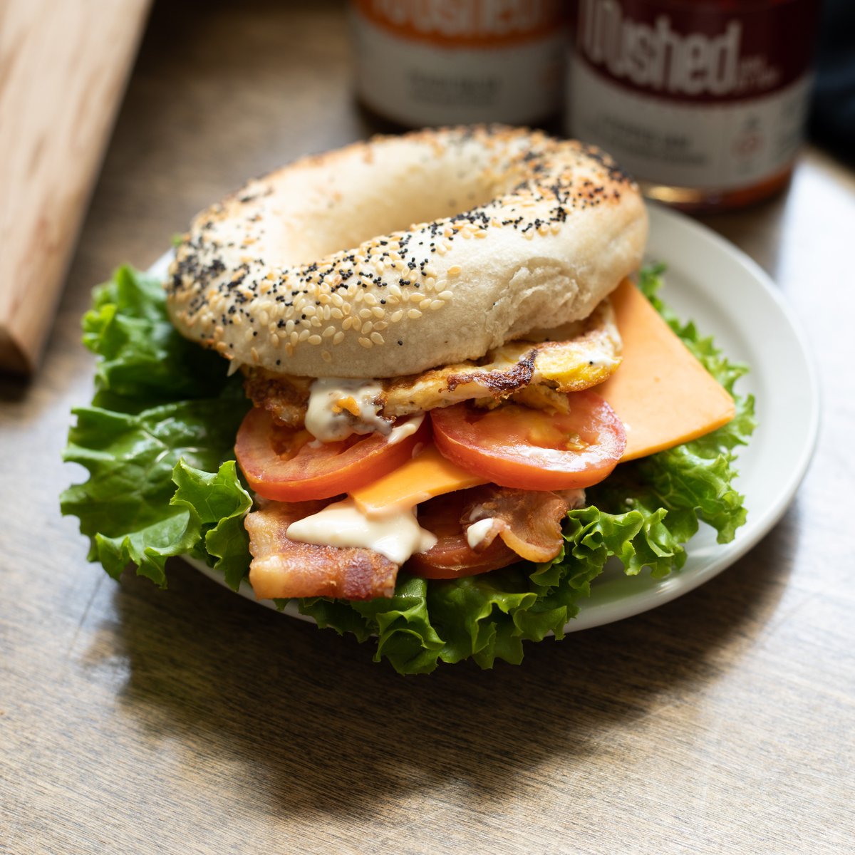 Start your day—and the new year—off right with a coffee and one of our delicious breakfast bagels! We're open today until 3:00PM, at the corner of Richmond and York 📍

#londonont #socialenterprise