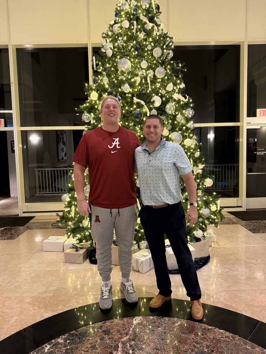 Coach Jeff Moore (@coachjeffmoore) on Twitter photo Amazing few days seeing two former players at the <a href="/ReliaQuestBowl/">ReliaQuest Bowl</a> ! So proud of you <a href="/alinen_olaus/">Olaus Alinen</a> & <a href="/ALorenzetti_/">Alessandro Lorenzetti</a> ! Amazing few days seeing two former players at the <a href="/ReliaQuestBowl/">ReliaQuest Bowl</a> ! So proud of you <a href="/alinen_olaus/">Olaus Alinen</a> & <a href="/ALorenzetti_/">Alessandro Lorenzetti</a> !