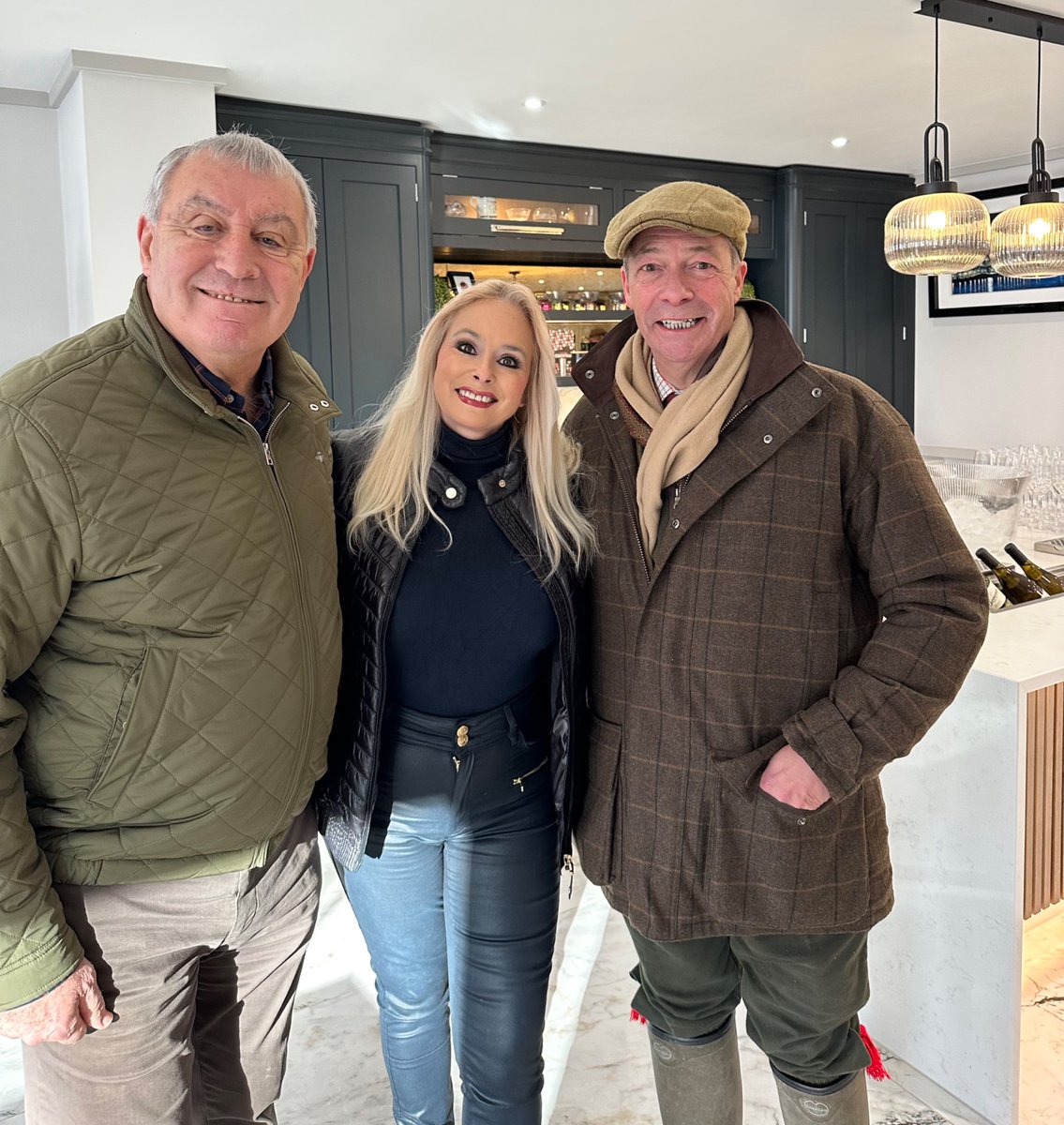 Peter Shilton tweet media