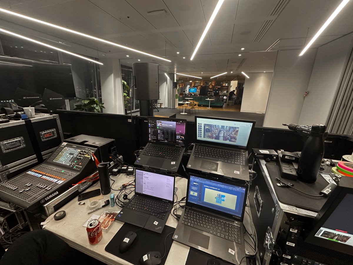 For the second year in a row, we had the privilege of supporting Jellyfish with their end-of-year event in December at the iconic Shard. While we normally quieten down towards the end of the year, we were thrilled to bring some extra energy with a livestream.