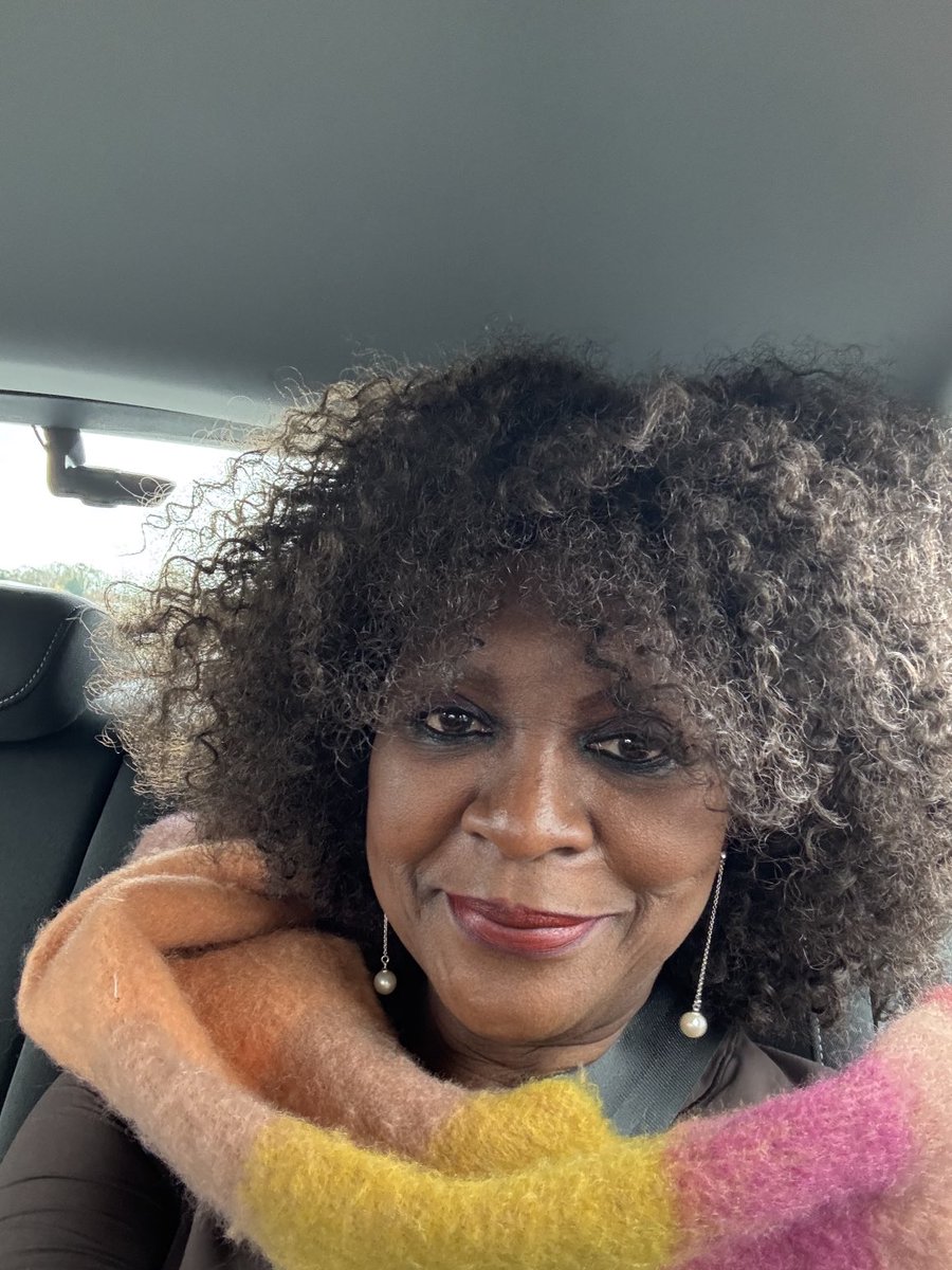 Stopping by for a moment to say a massive thank you to everyone who has supported me over the last year, it means a lot to me. 

I hope for you, the coming year is filled with good health, happiness and love ❤️

See you in 2025 🍀