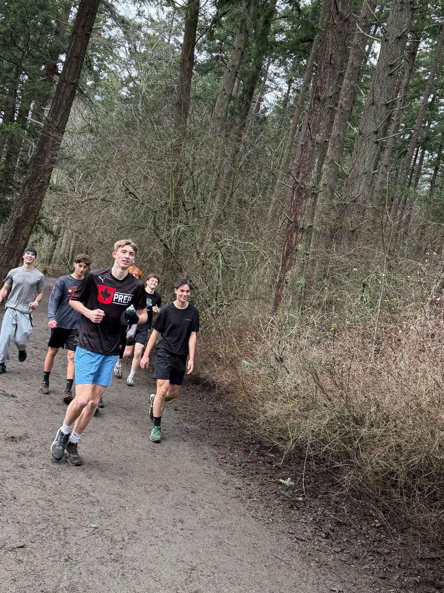 Get Ready for 2025

One of the cool things about the break is alumni/friends come back &amp; hang out.

But at OB - you get dragged into training/practices. How fun is it to go to practice/learn/compete against Cole/Diego/Thomas/Heath/Finn

Here's a Jan 1 run:)

PS Is Cole smiling?