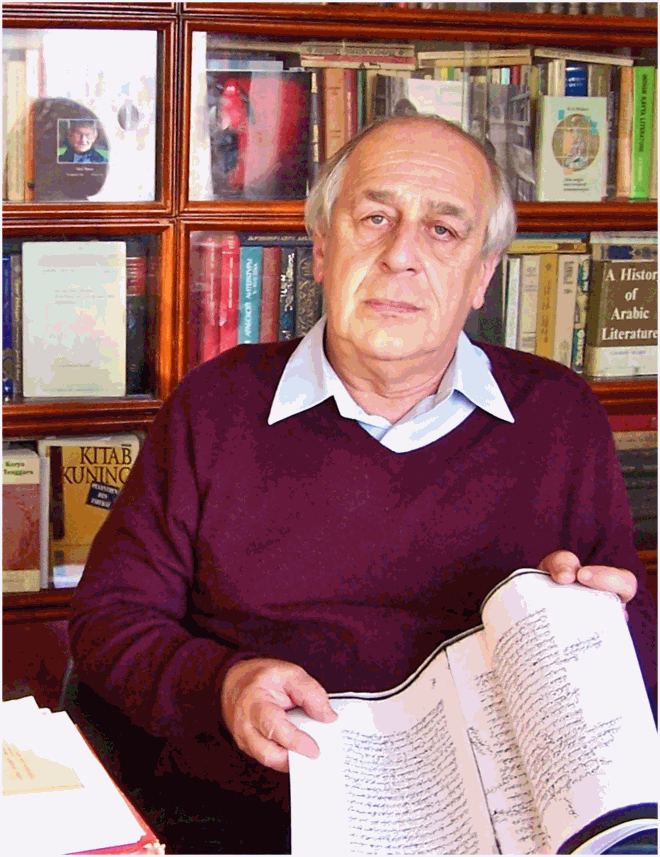 BLMalay's tweet photo. A warm and poignant obituary of our much-beloved and sorely-missed Vladimir Braginsky, Professor of South East Asian Languages and Literatures at SOAS, by his students Ben Murtagh and Mulaika Hijjas, published in @IndonesiaMalayW open access https://t.co/X38EjXx3P3 https://t.co/tifYAEw6ac