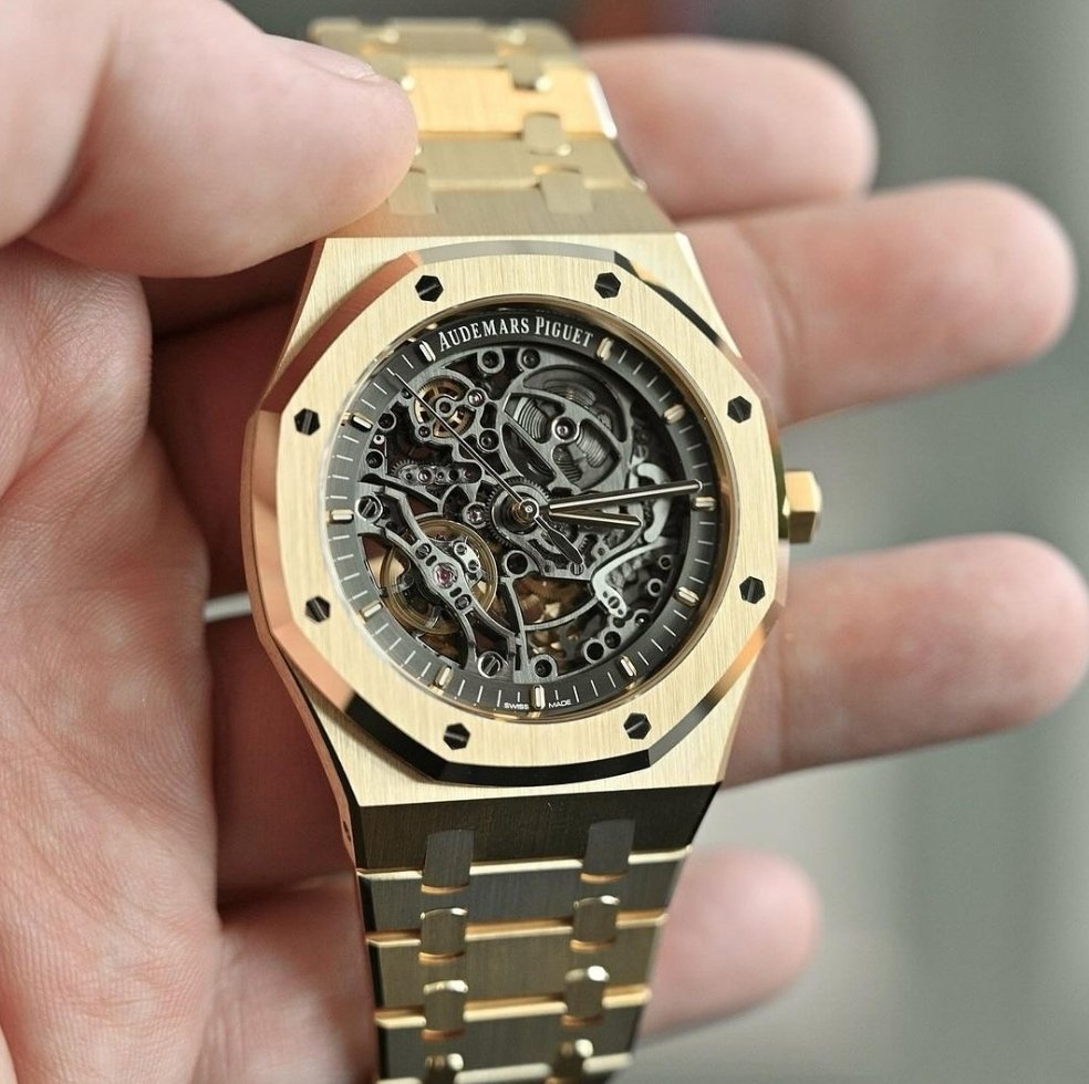 GlobalWatchClub's tweet image. Royal Oak Double Balance Wheel Openworked Ref. 15407BA in yellow gold