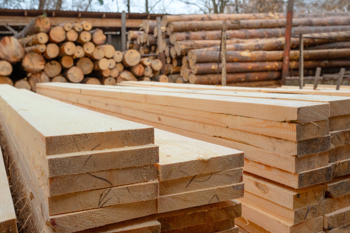 #NewPublication LORCAT is a simulation tool that allows sawmills to calculate how changes in the log-sawing process will affect output. Researchers compared the tool with real data, finding no significant difference in total volume produced. research.fs.usda.gov/treesearch/687…