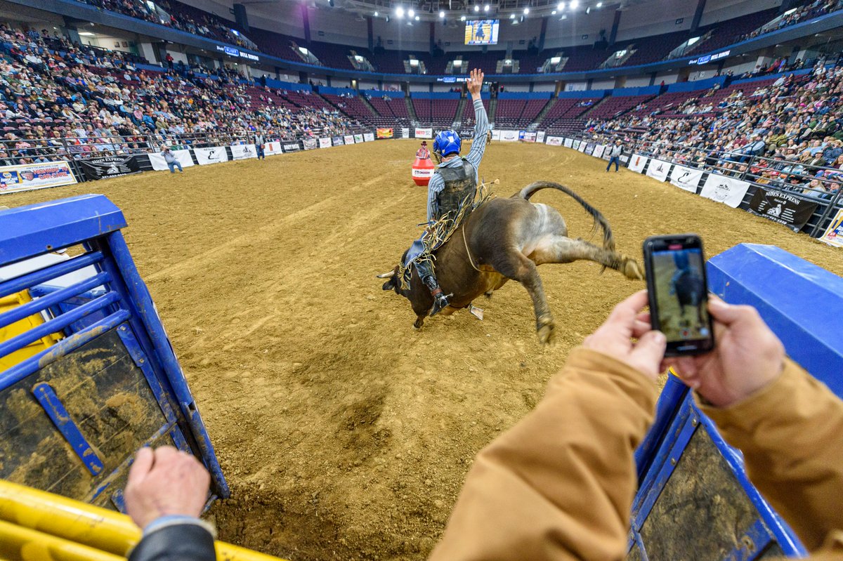 LandersCenter's tweet photo. We are only weeks away from The Rodeo of the Mid-South returning to Landers Center for two epic performances! Bring the whole family for a day of laughs, thrills, and unforgettable rodeo action! January 18 at 2 PM &amp; 7:30 PM – don’t miss out! 🏇
🎟️ https://t.co/gGE484YNbD https://t.co/EcEUb79fRw