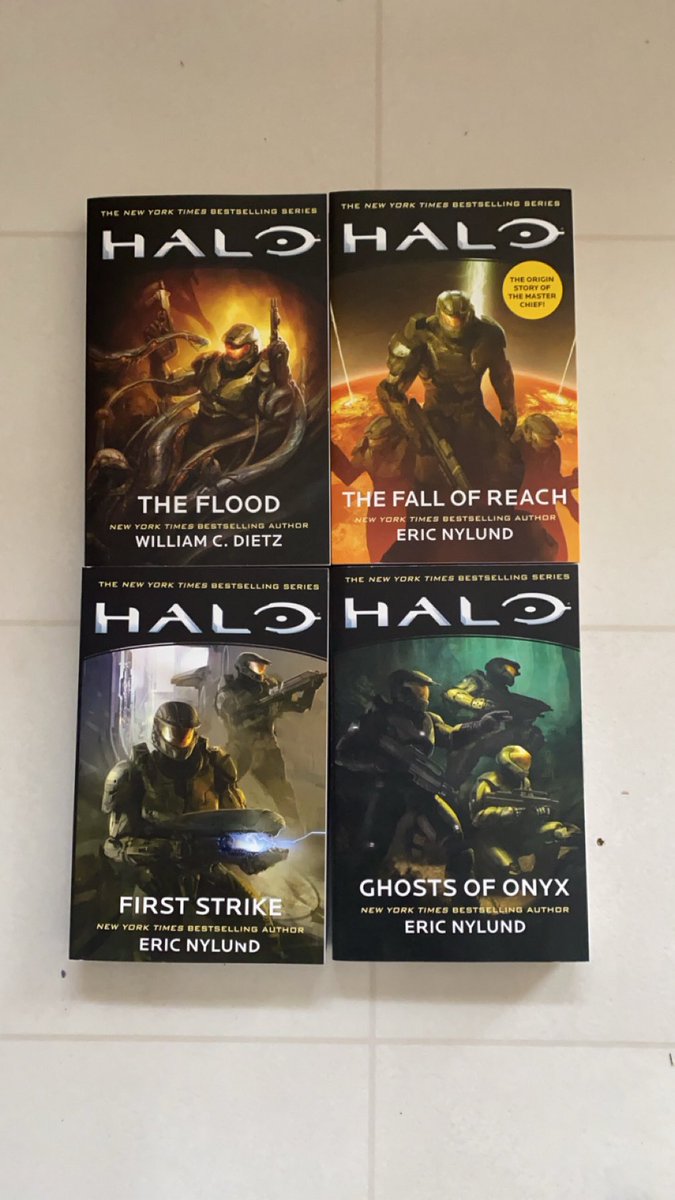 My Christmas presents for me from my girlfriend just showed up and my soul is happy